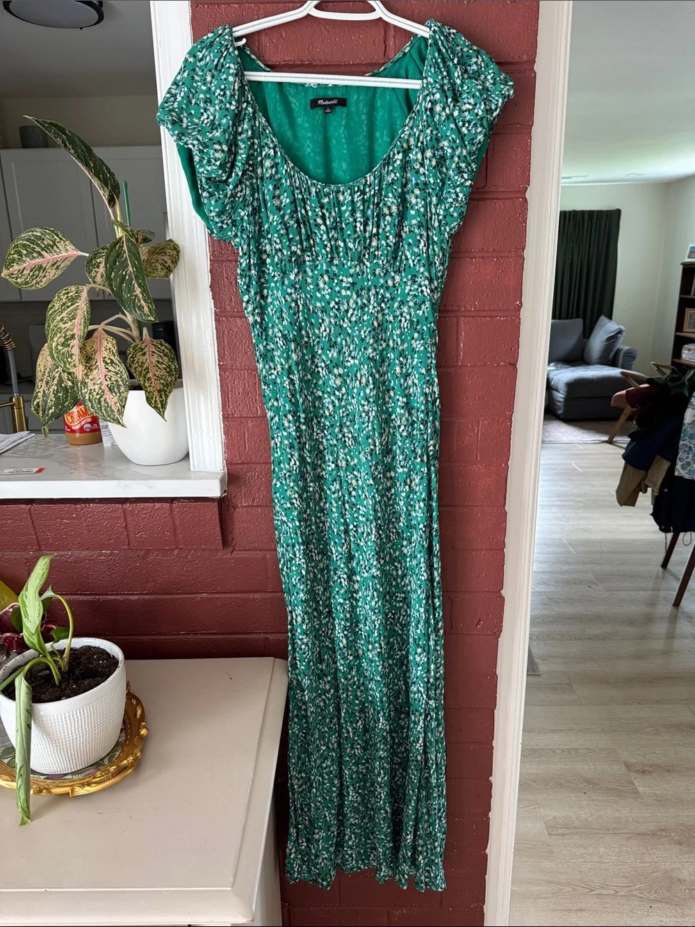 plus size sequin mini dress Red Homecoming Dresses Party Gown, AST1063 – Asteria Black Nelly Ribbed Cardigan neckline: Modest Floral Sleeve Color:Chateau Gray and Walnut